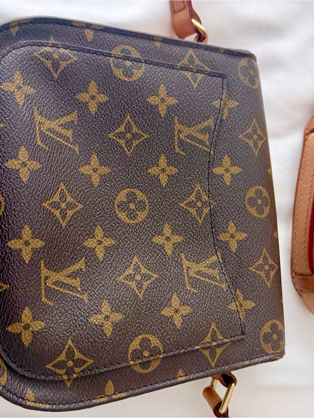 Vintage 1980 Louis Vuitton Monogram Saddle Crossbody with Vachetta Straps. - Picture 5 of 15